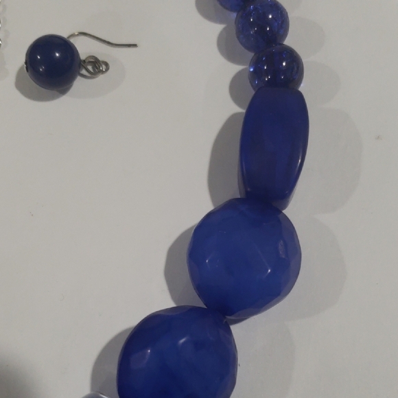 Blue Chunky Beaded Statement Necklace & Earrings Set – Silver Women Jewelry, 18" - Picture 7 of 9